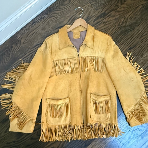 Vintage 1940's Buckskin Fringed Jacket by Nunez. - Picture 3 of 11